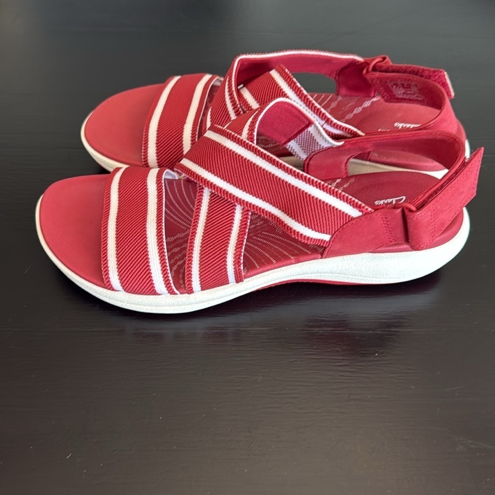 Clarks Red Crisscross Slingback Sandals for Women - Picture 2 of 6